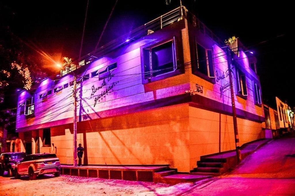 نيفا Donde Tu Quieras Hostal المظهر الخارجي الصورة